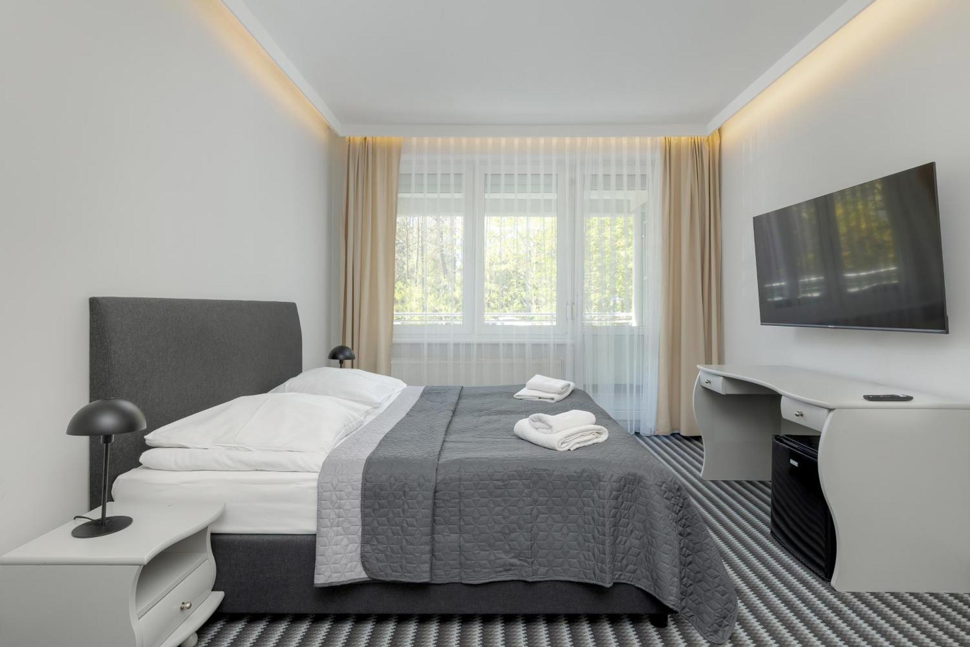 Aparthotel Etna Kolobrzeg Exterior photo
