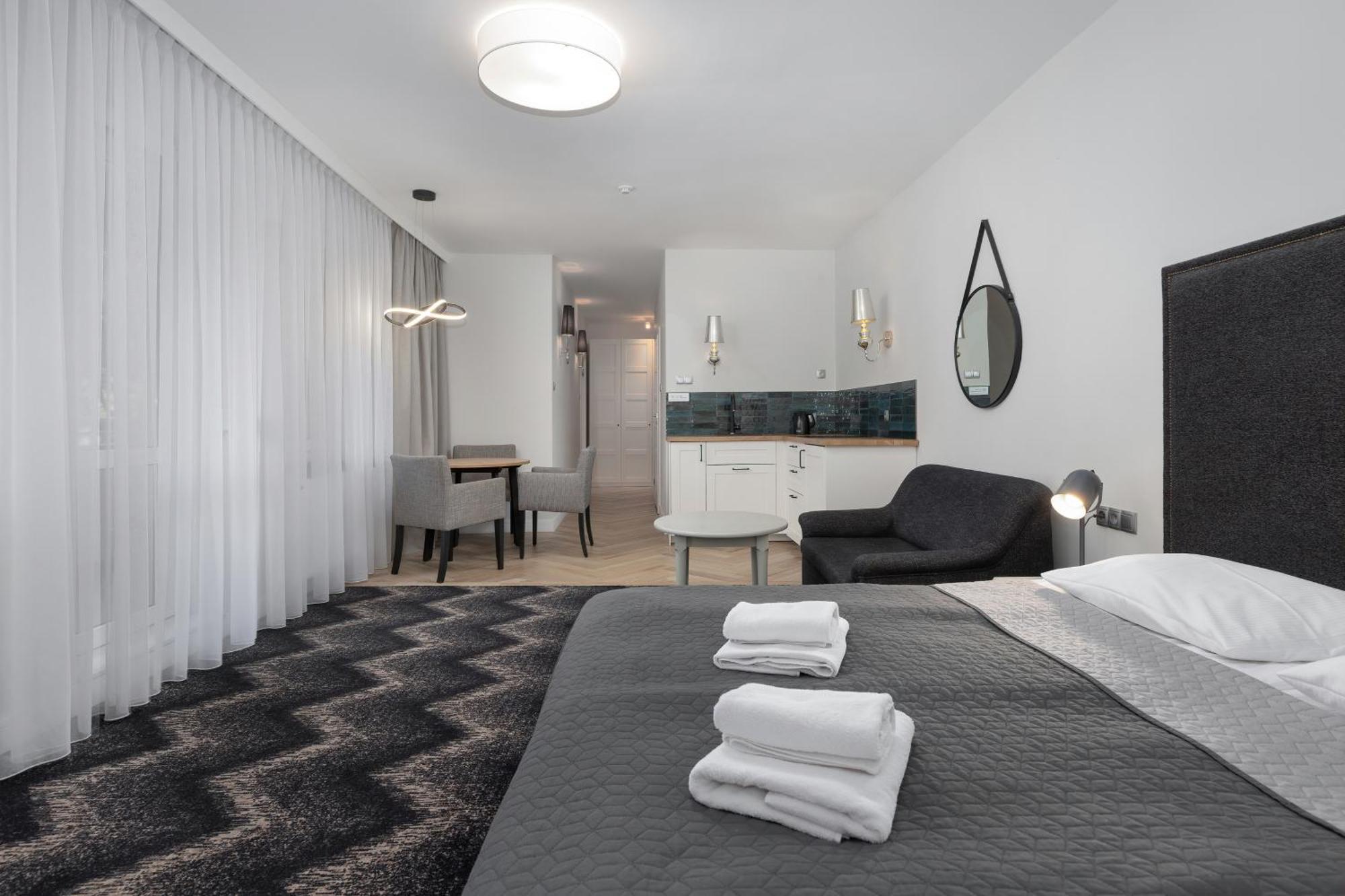Aparthotel Etna Kolobrzeg Room photo