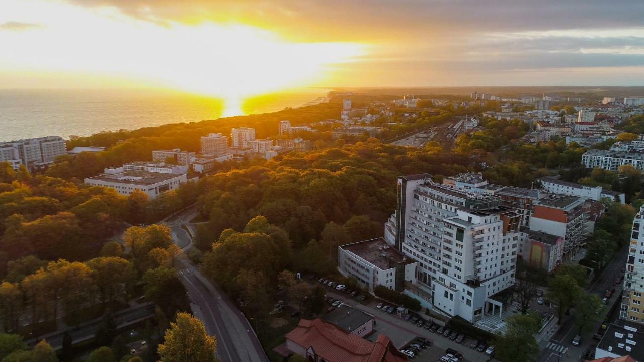 Aparthotel Etna Kolobrzeg Exterior photo